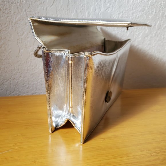 Vintage La France Silver Patent Style Evening Bag - Picture 1 of 6